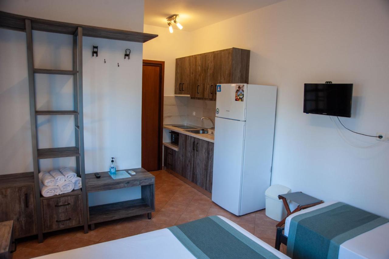 فوروفورو Alexandros Hotel Apartments المظهر الخارجي الصورة