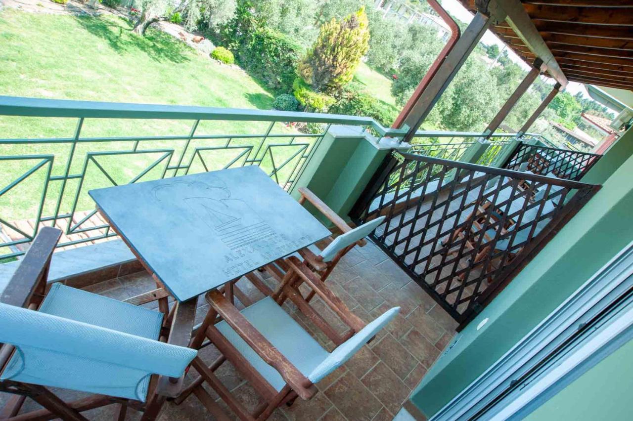 فوروفورو Alexandros Hotel Apartments المظهر الخارجي الصورة