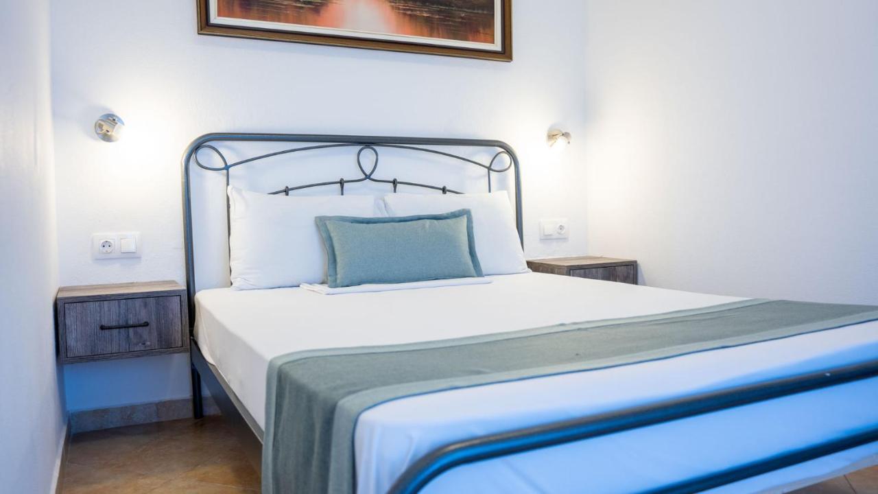 فوروفورو Alexandros Hotel Apartments المظهر الخارجي الصورة