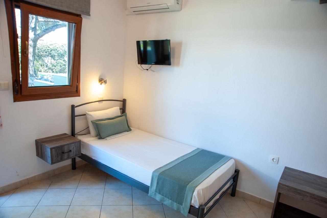 فوروفورو Alexandros Hotel Apartments المظهر الخارجي الصورة