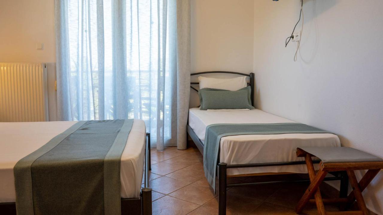 فوروفورو Alexandros Hotel Apartments المظهر الخارجي الصورة