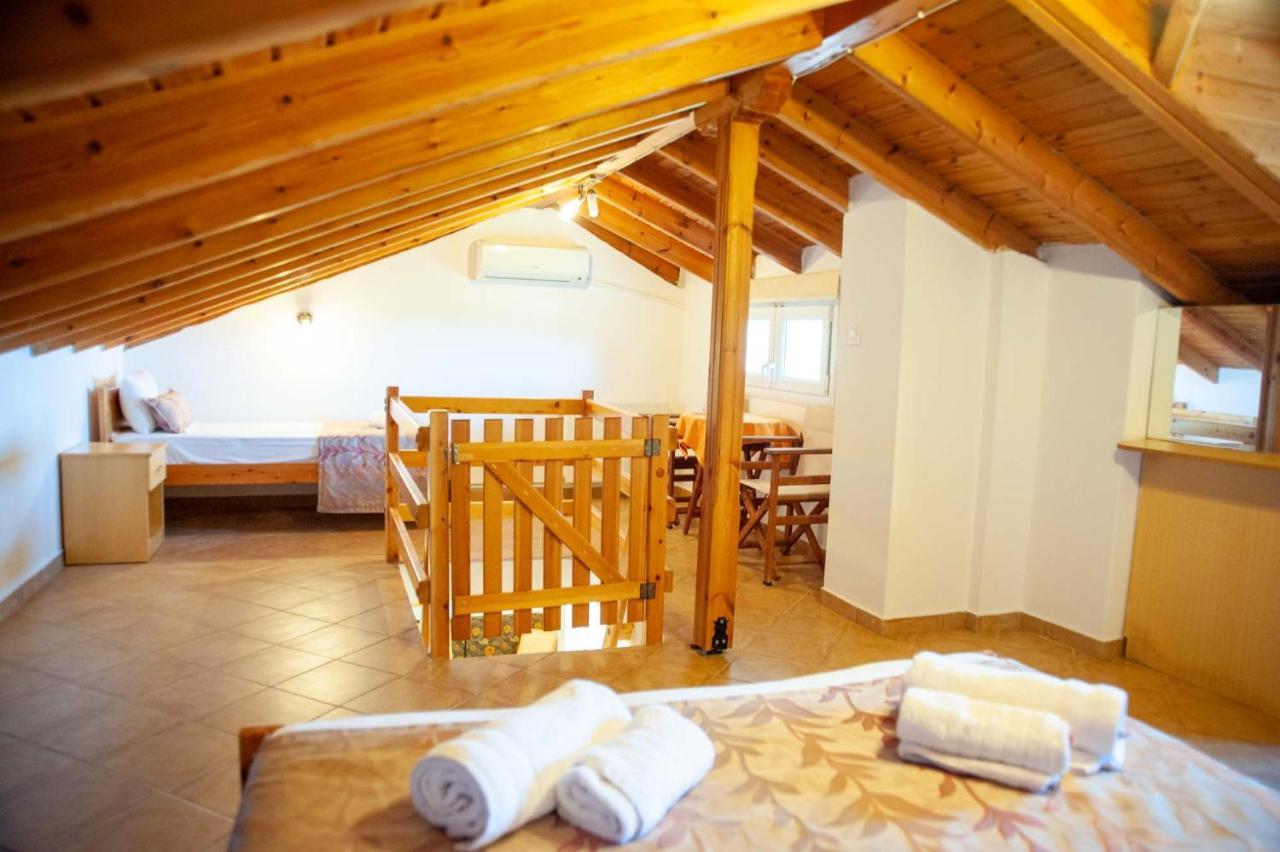 فوروفورو Alexandros Hotel Apartments المظهر الخارجي الصورة