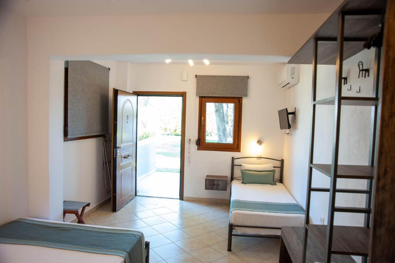 فوروفورو Alexandros Hotel Apartments المظهر الخارجي الصورة