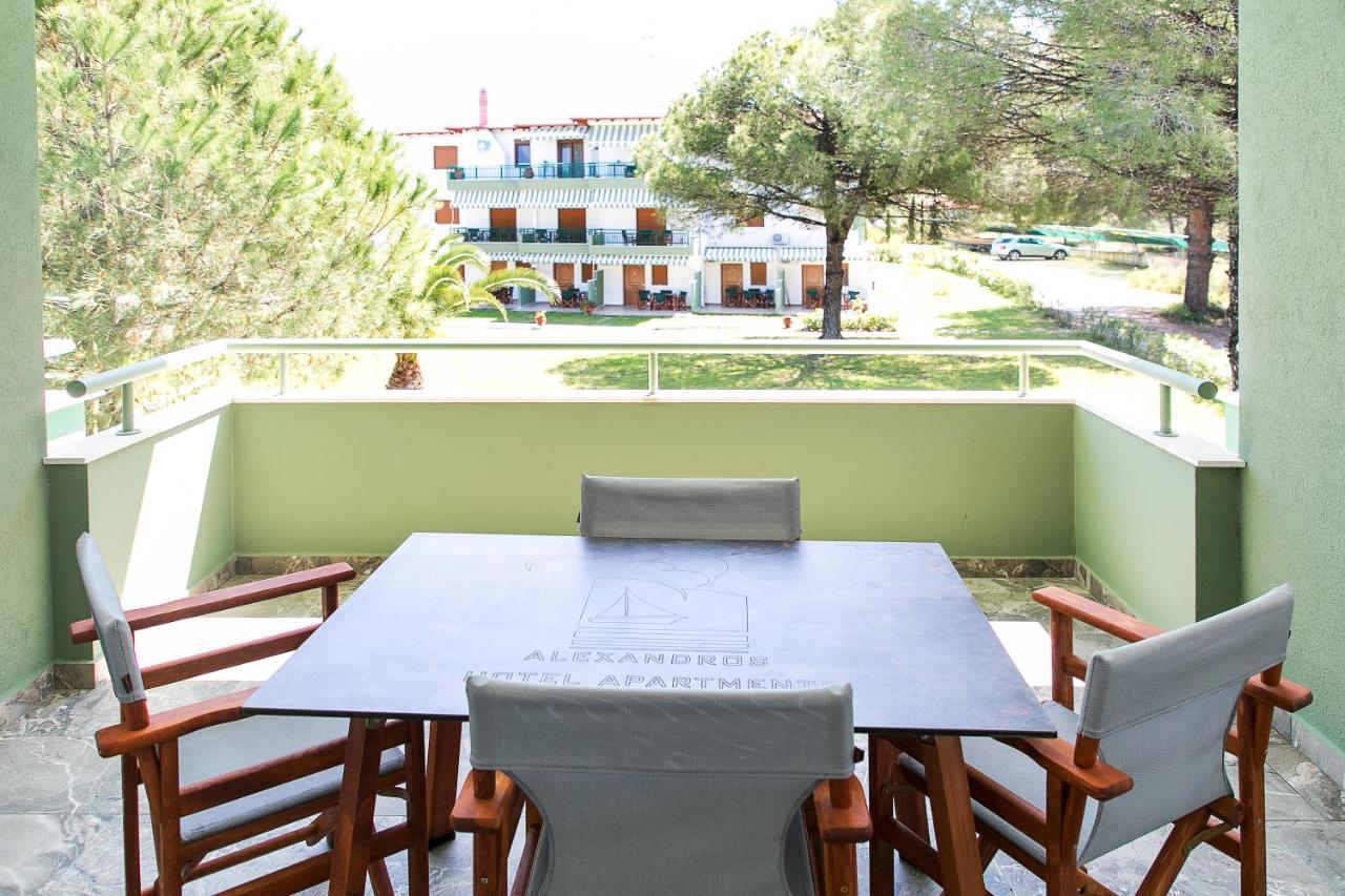 فوروفورو Alexandros Hotel Apartments المظهر الخارجي الصورة
